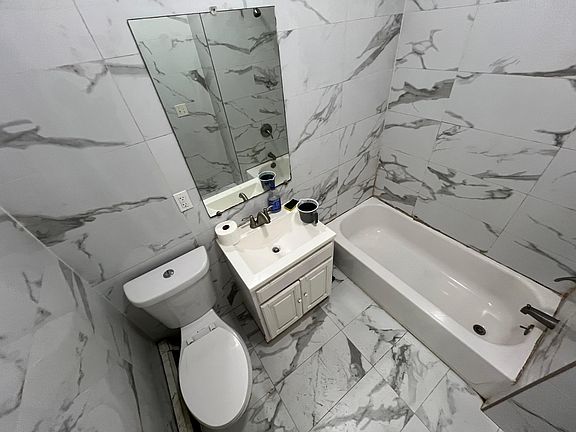 5th image of 155 Academy St #3R