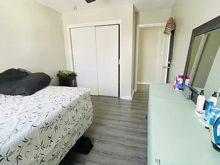 534 E Washington Ave #UPPER — Photo 9
