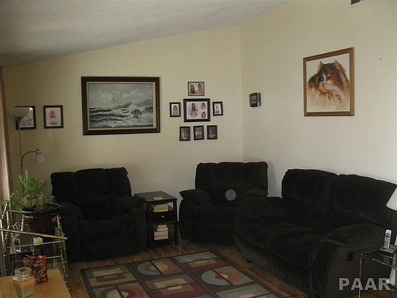 5th image of 36 Forest View Rd