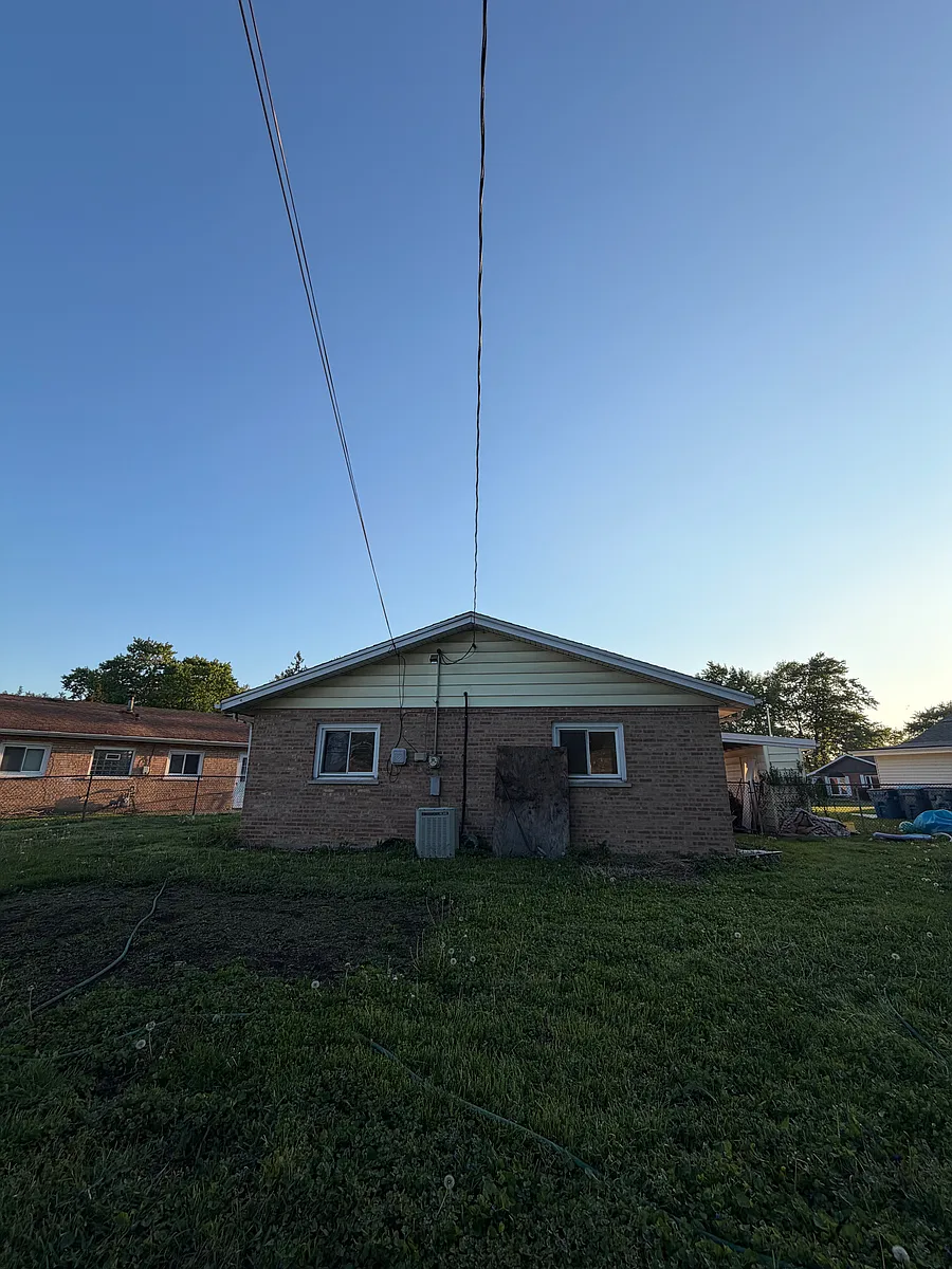 Building Photo - 11721 S Keeler Ave