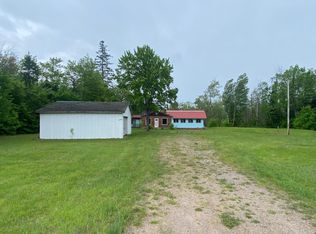 4044 E 1 1/2 Mile Rd, Sault Sainte Marie, MI 49783