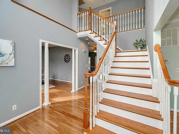 3rd image of 7205 Cattail Ct