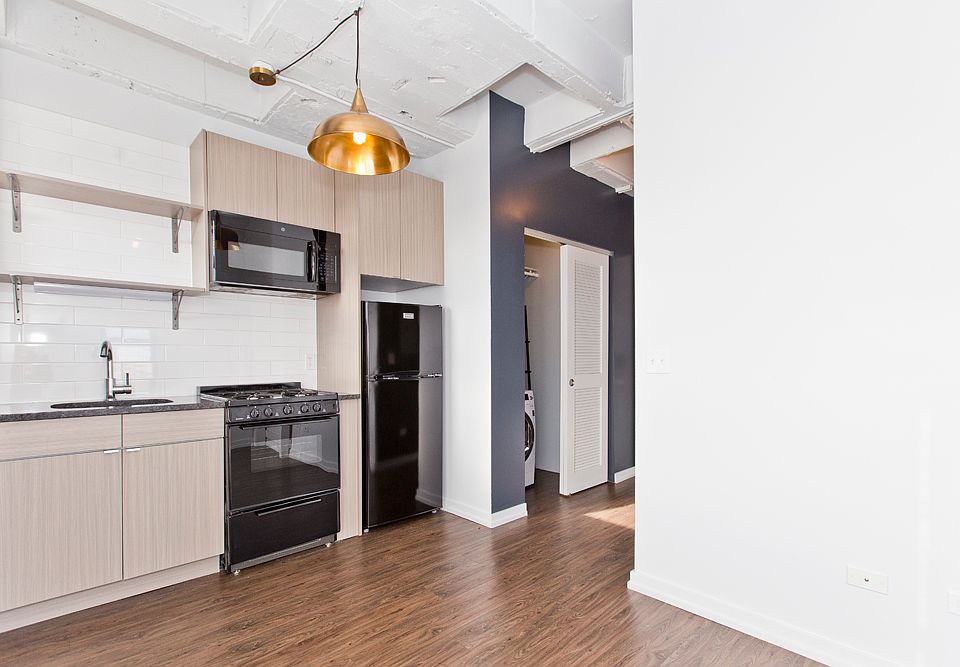 1st image of 1325 W Wilson Ave #Std