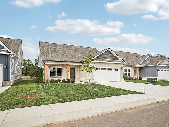3rd image of 208 Karley Ln