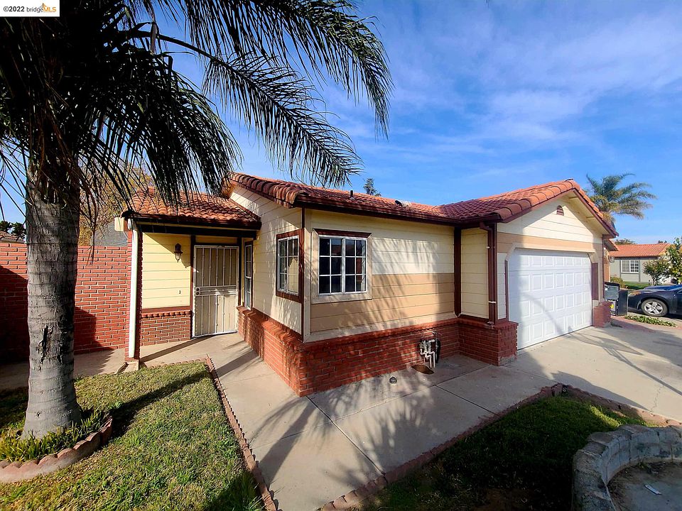 1st image of 16438 Pacific Ln