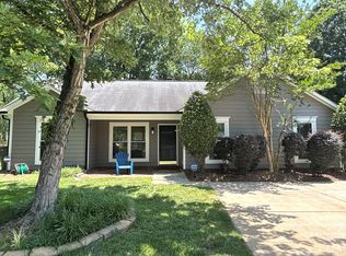 800 Mill Run Dr, Charlotte, NC 28209