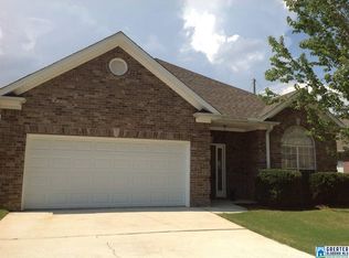 1032 Castlemaine Dr, Birmingham, AL 35226