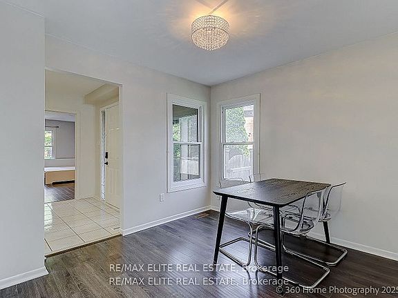 5th image of 2032 Glenada Cres