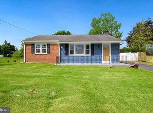 6 Severs Ave, Edgewater Park, NJ 08010