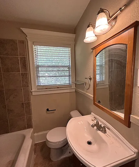 708 Carol Marie Dr #3 — Photo 4