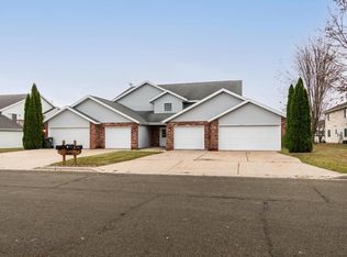1111 Stonewood Xing, Sun Prairie, WI 53590