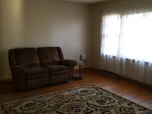 Living Room 14 1/2 X 16