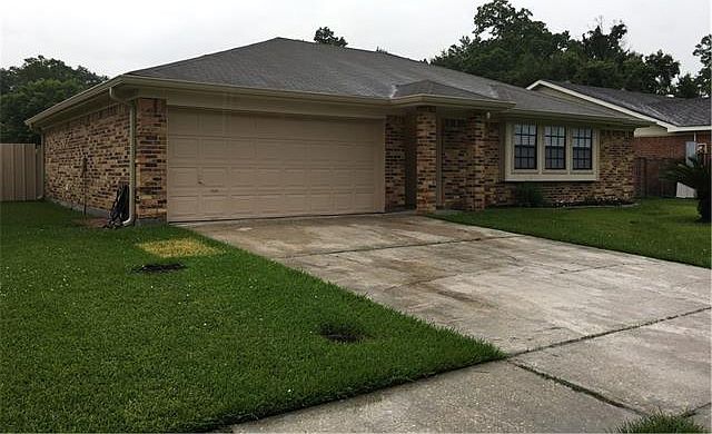 1st image of 2636 Pin Oak Dr