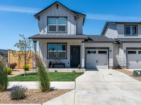 3307 NW 8th St, Redmond, OR 97756