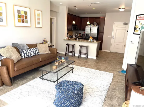 3877 Pell Pl Unit 206, San Diego, CA 92130