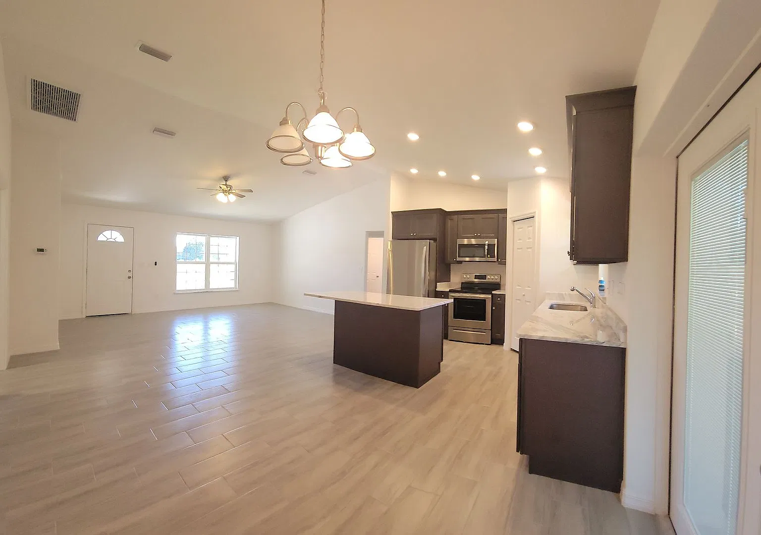 3/2 Rental Home In SE Ocala — Photo 3