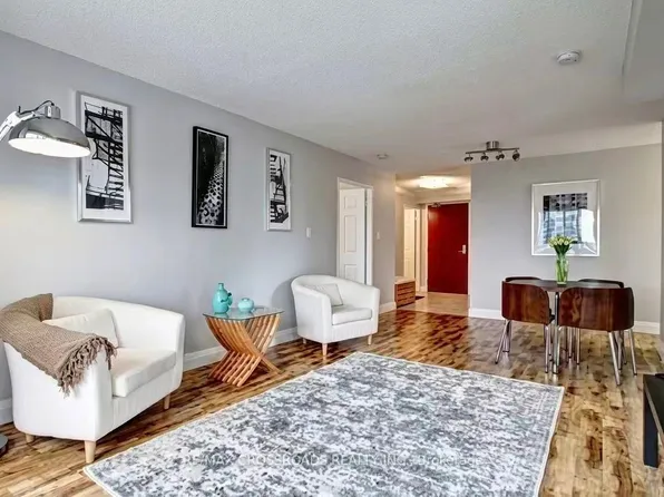 28 Empress Ave #2012, Toronto, ON M2N 6Z7