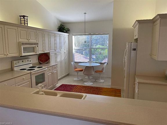 3rd image of 20050 Seagrove St Unit 1706