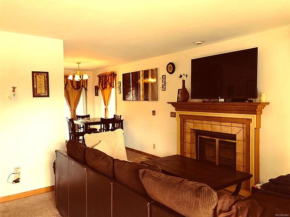 2nd image of 148 Elcho Ave Unit 1