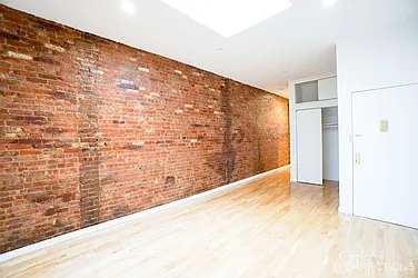 Rented by City Connections Realty