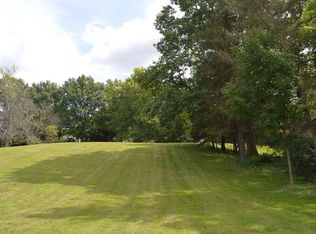 106 Harrison Dr, Edinboro, PA 16412