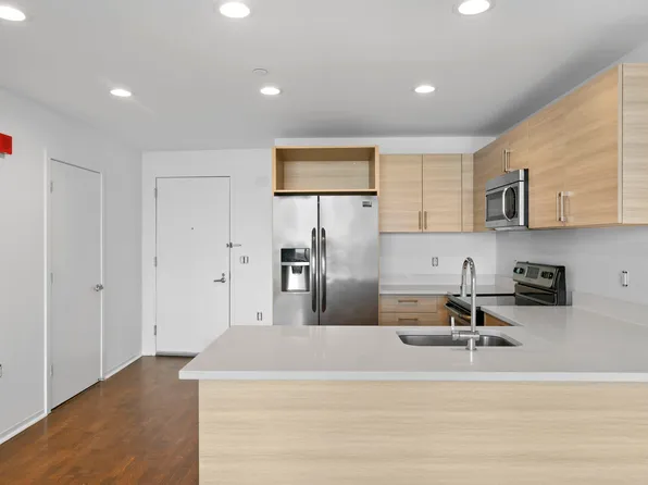 2030 Hudson Street image 235 of 284