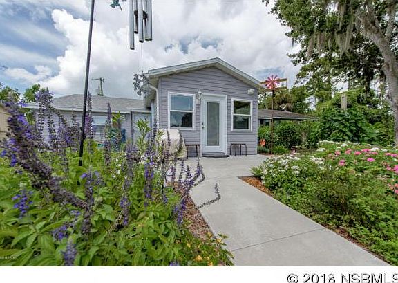2nd image of 1101 Pearl St #2