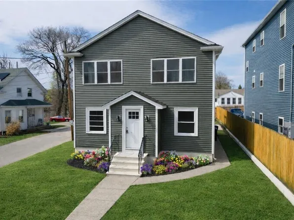 31 Newbury St, Providence, RI 02904