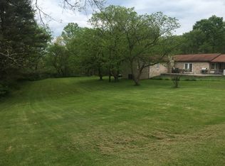 145 Elm St, Ansted, WV 25812