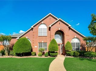 3902 Cove Rd, Rowlett, TX 75088