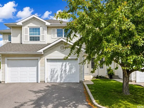 UNIT 2-110 Keevil CRESCENT, Saskatoon, SK S7N 4N8