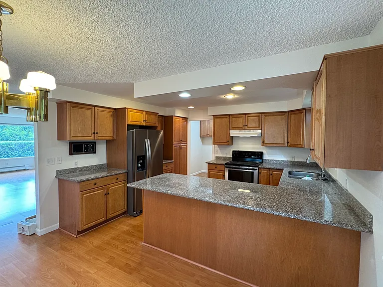 10647 Sand Point Way NE — Photo 7