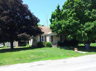 214 S Elizabeth St, Colchester, IL 62326