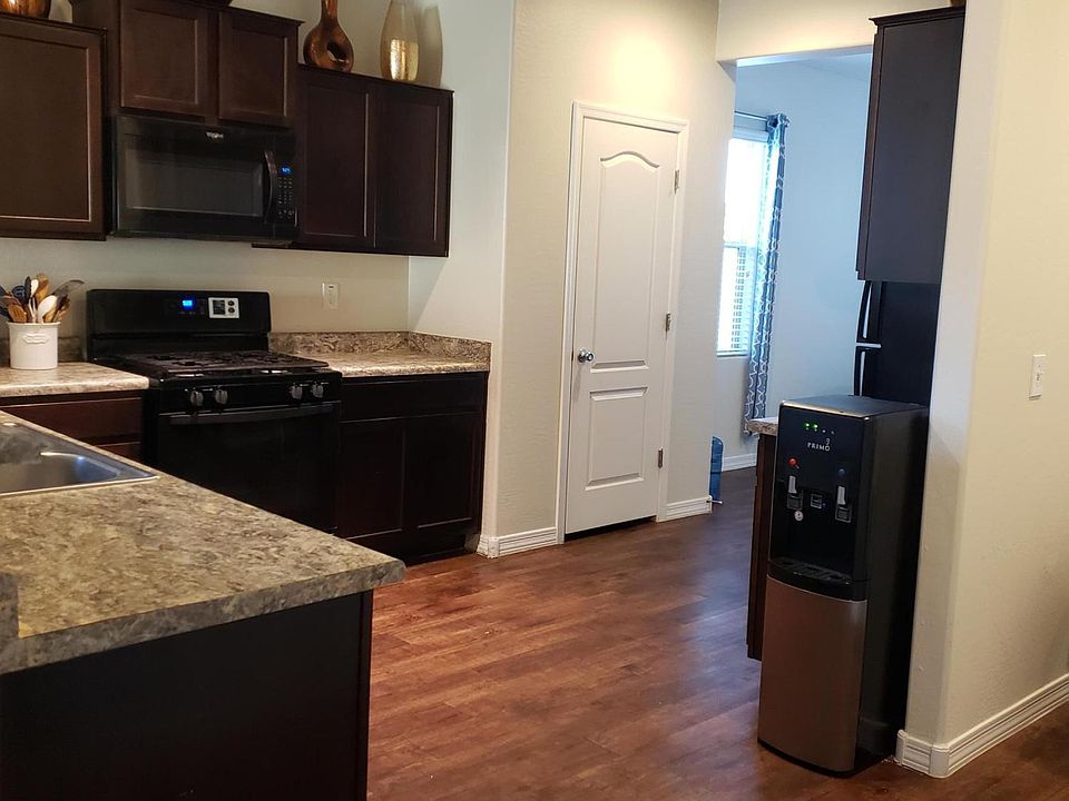 1st image of 38119 W Isabella Ln
