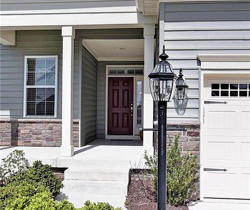 3rd image of 6434 Isabella Dr