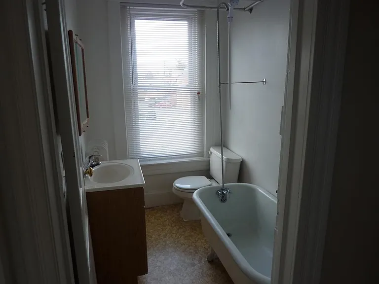 432 Penn Ave #2 — Photo 5