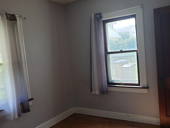 3rd image of 7507 Liberty Ave