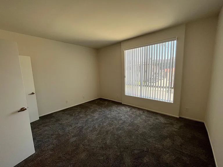 1240 S Corning St #102 — Photo 5