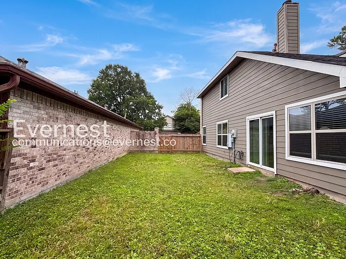 7842 Royan Dr — Photo 27
