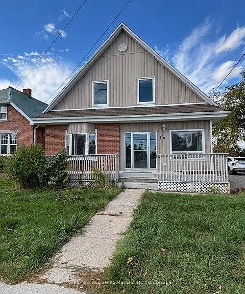 18 Lindsay St — Photo 1