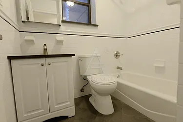 Rented by Peter Ashe