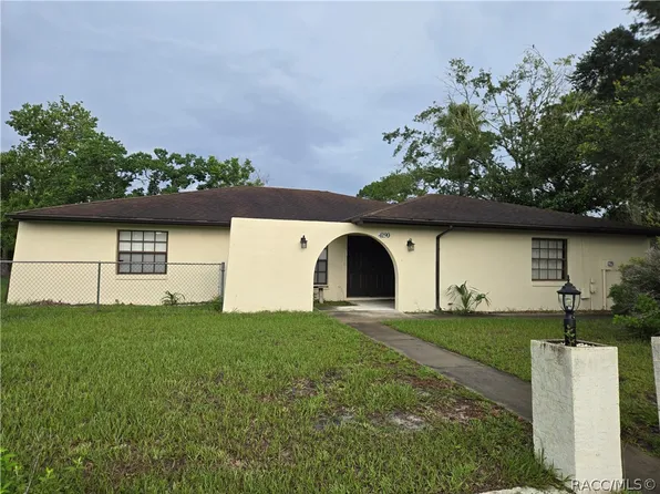 4190 S Centennial Ave, Homosassa, FL 34446