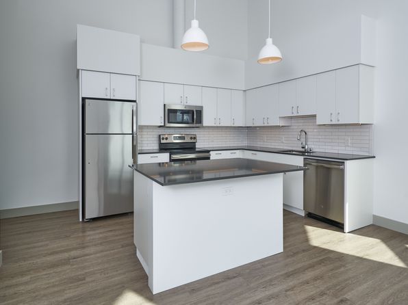 1501 NW 56th St APT 702