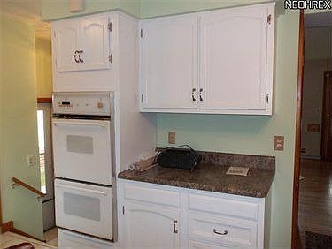 3rd image of 931 Judie Dr