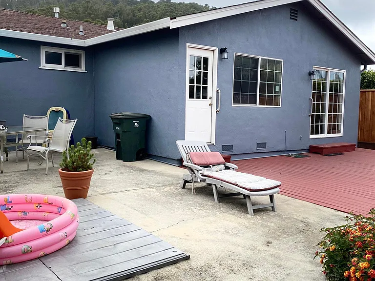 1419 Flores Dr — Photo 24