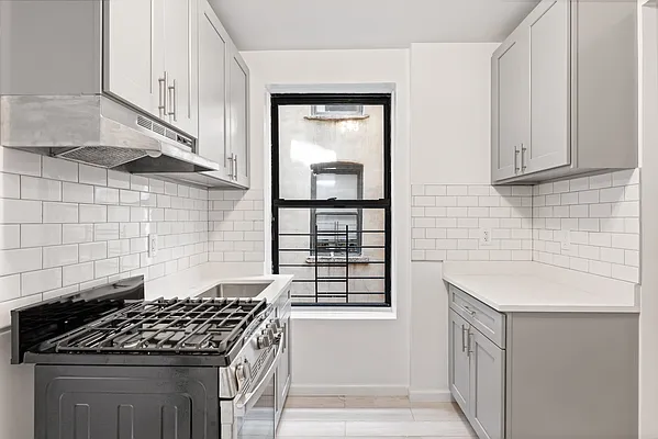 Rented by Living New York | media 13