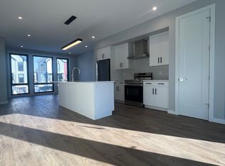 1304 Rutherford Rd SW, Edmonton, AB T6W 0B6