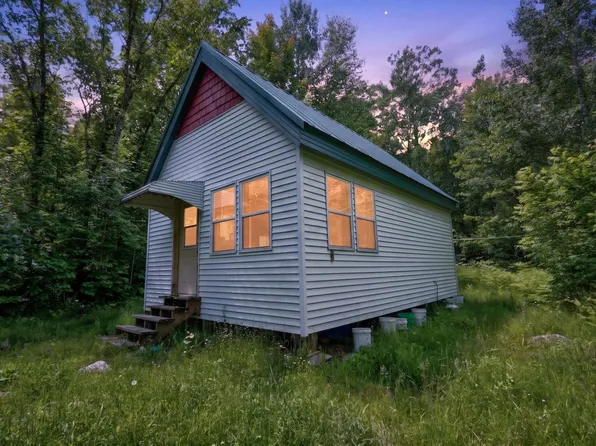 10749 Lambert Rd, Orr, MN 55771