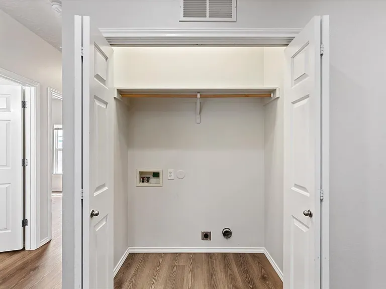 727 Stampede Ct #2A — Photo 11