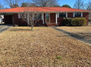 121 Sherwood Blvd, Fyffe, AL 35971
